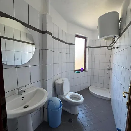 Fllad Appartement Golem (Tirana)